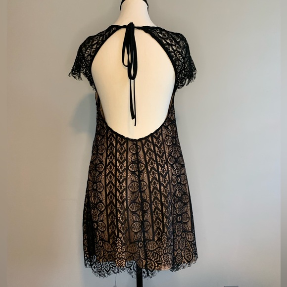 LBD Hollywood VINTAGE A-line Lace Backless Party Dress in Black Size Small - Picture 4 of 9